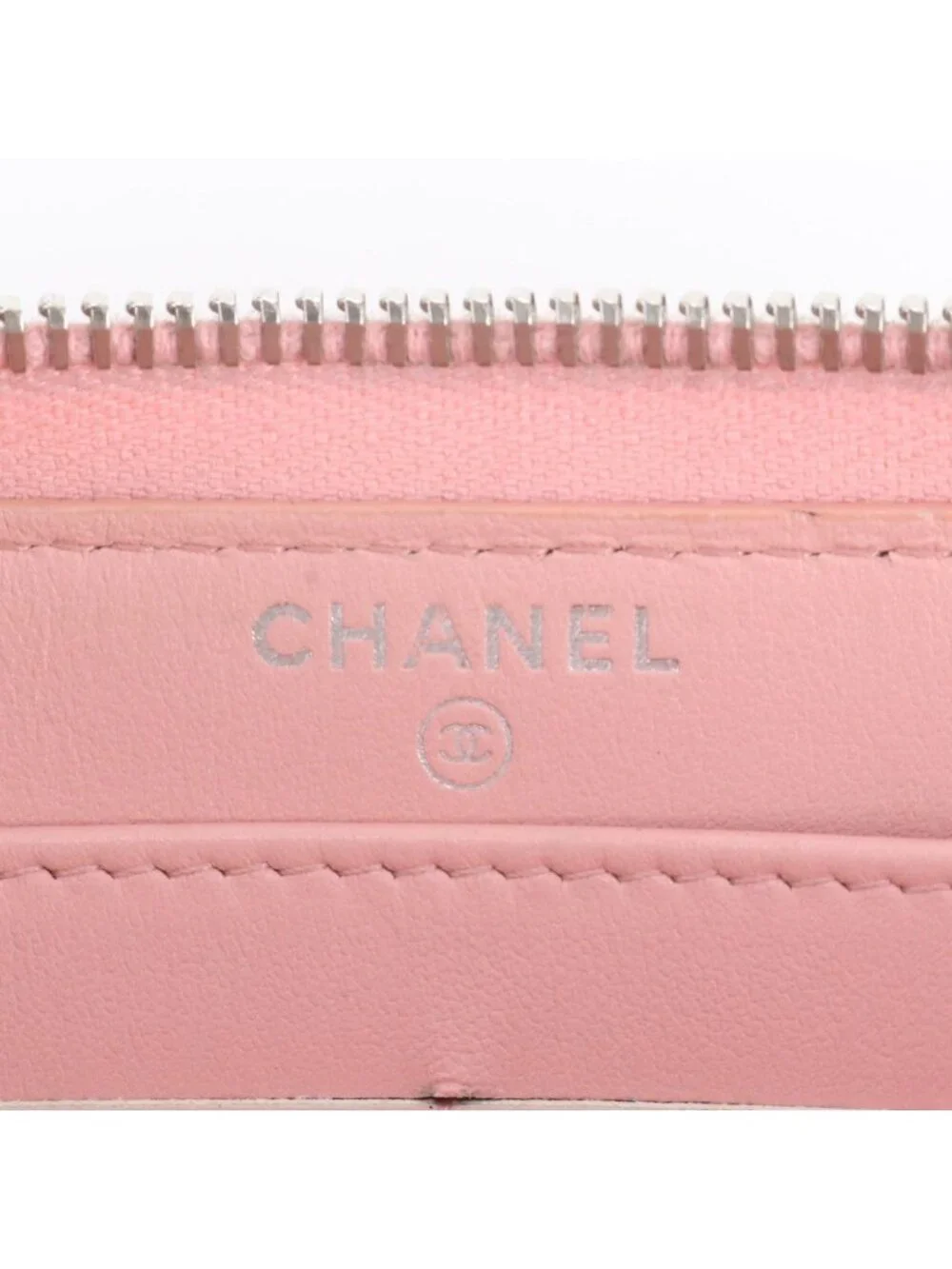 Chanel Caviar Leather CC Filigree Wallet